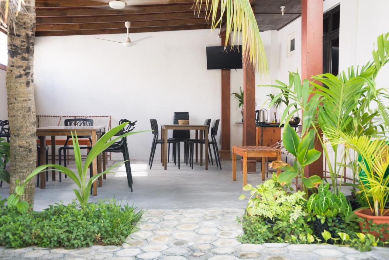 Palm Gate Maldives Thulusdhoo Exterior foto